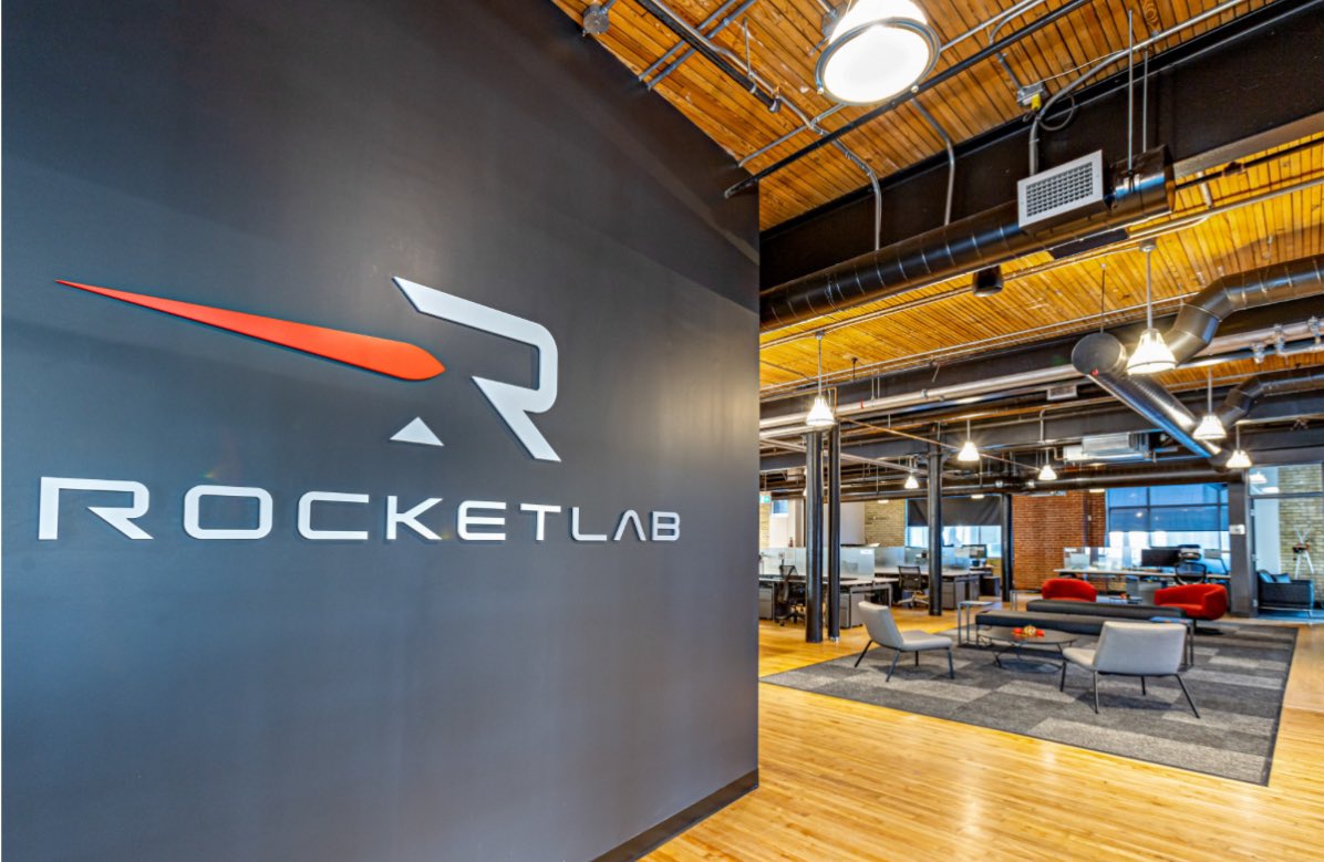 elesbaanp's tweet photo. ROCKET LAB USA Inc $RKLB (Market Cap $7.2b)

🚀 With the new governments focus expected to be huge on space infra, Rocket Lab could be poised for massive growth

100% revenue growth guidance for Q4 🔥

Revenue grew 55% YOY to $105mn, backlog now at $1.05 billion which should eventually help in achieving profitability 

Electron is now the worlds 3rd most frequently launched rocket annually by vehicle type 

Neutron expected to generate $450mn in revenue over the next 3 years 

Disc: Invested from $2.5b levels