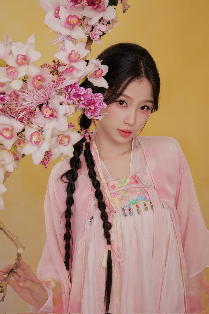 aienvu's tweet image. Beautiful pink princess, ling miaomiao 💖💗🌸💘

#YuShuxin — #LoveGameinEasternFantasy