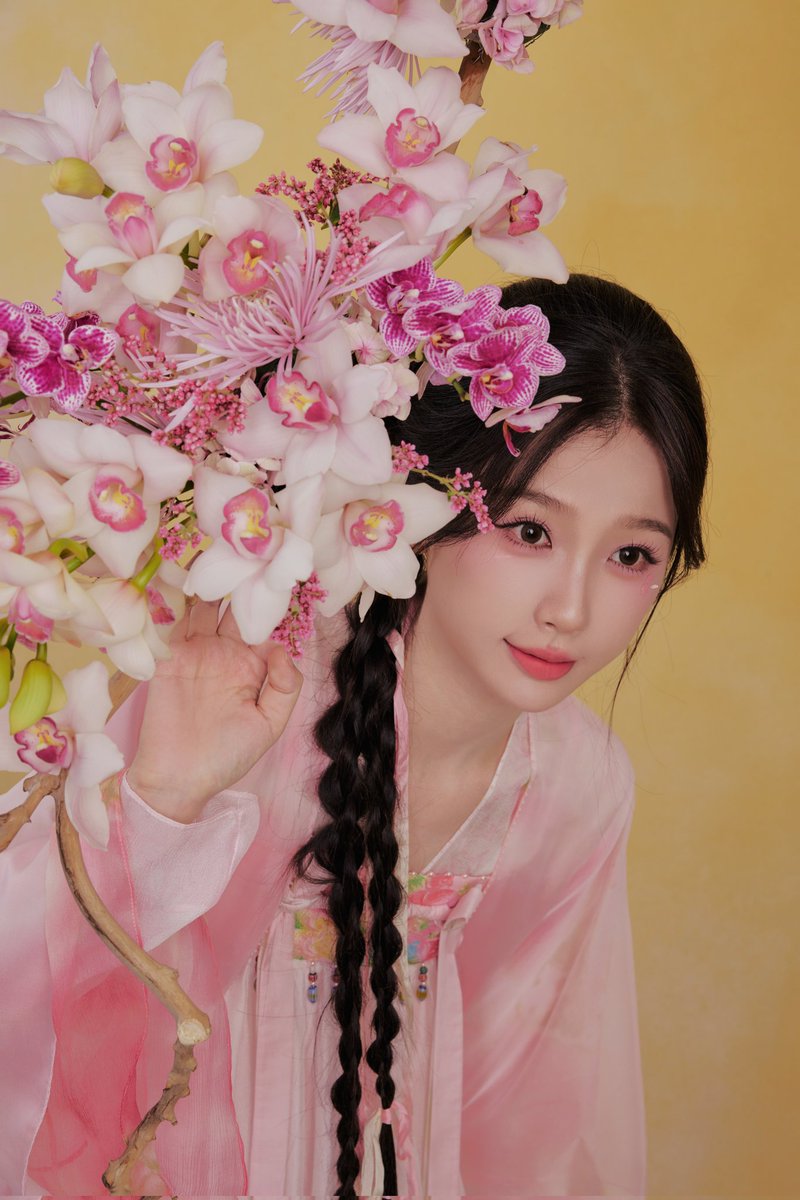 aienvu's tweet image. Beautiful pink princess, ling miaomiao 💖💗🌸💘

#YuShuxin — #LoveGameinEasternFantasy