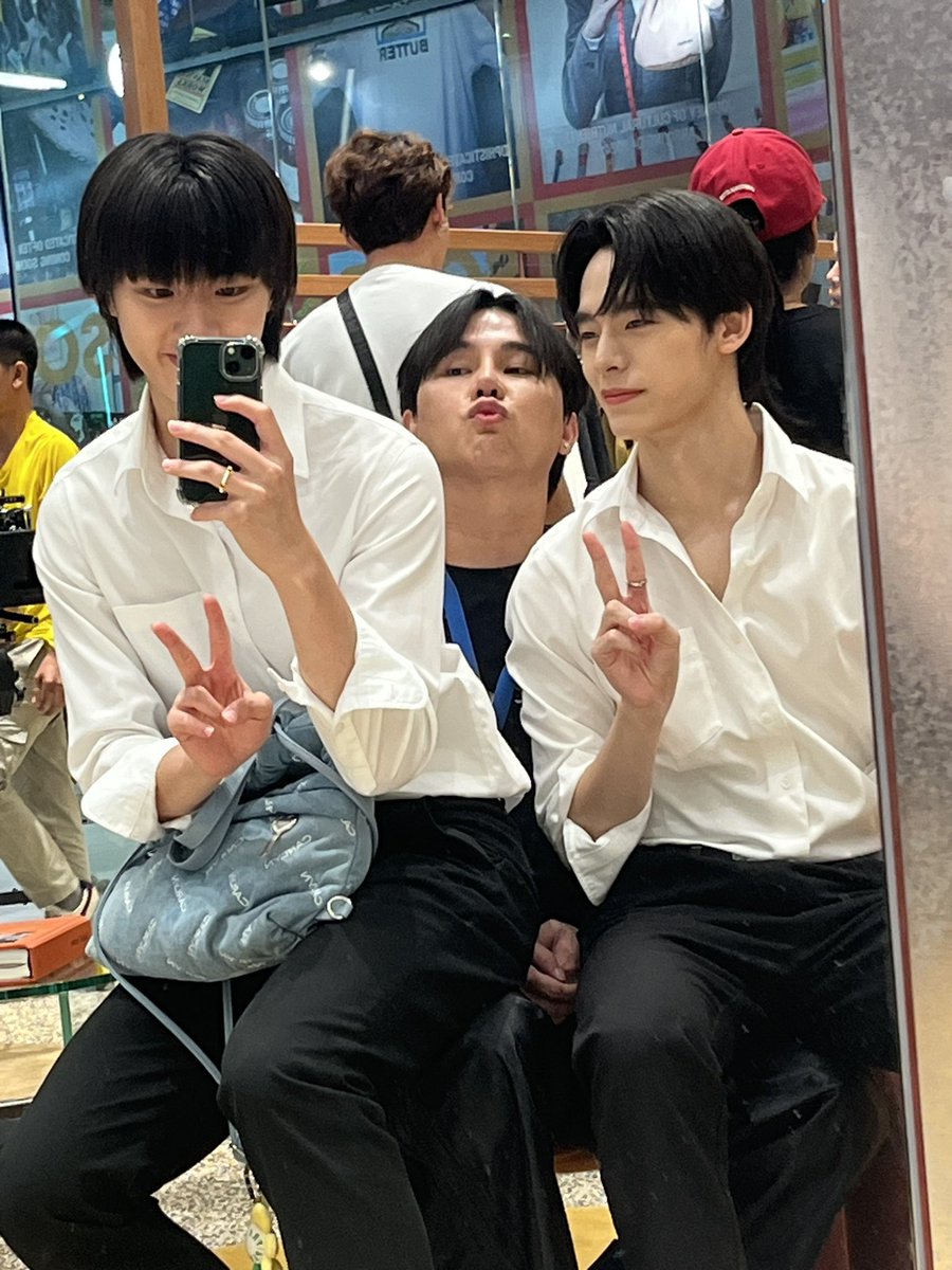 ต๊ะเอ๋ขอนั่งดะม้ายพี่กล้า

Your Sky Series Q36
 #Q36กี่หมื่นฟ้า