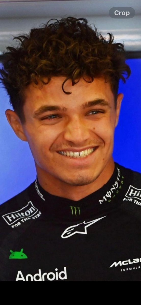 Turner7804's tweet photo. Happy Birthday @LandoNorris  ❤️❤️🥳🎂xx https://t.co/ugfbpsgwSG