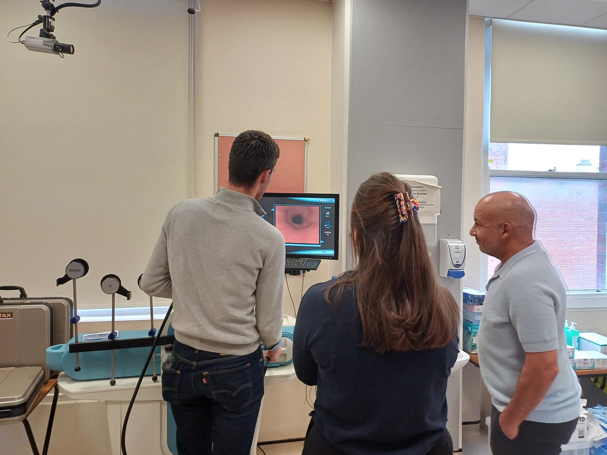 Fantastic first day the the General Surgery Bootcamp, excellent trainers and great taster sessions for the trainees.
Looking forward to day 2!
#generalsurgery #YETA #NEYETA #endoscopy