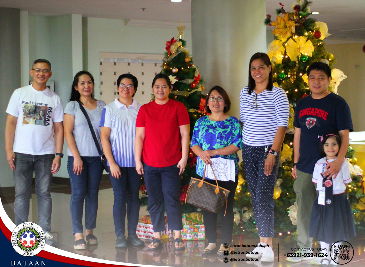 LetranBataan's tweet photo. A heartfelt thank you to our wonderful parents for bringing the holiday spirit to life in our main lobby! Your beautiful Christmas decorations have truly brightened up our home and filled it with warmth and joy this season. https://t.co/j2VAqaGHKT