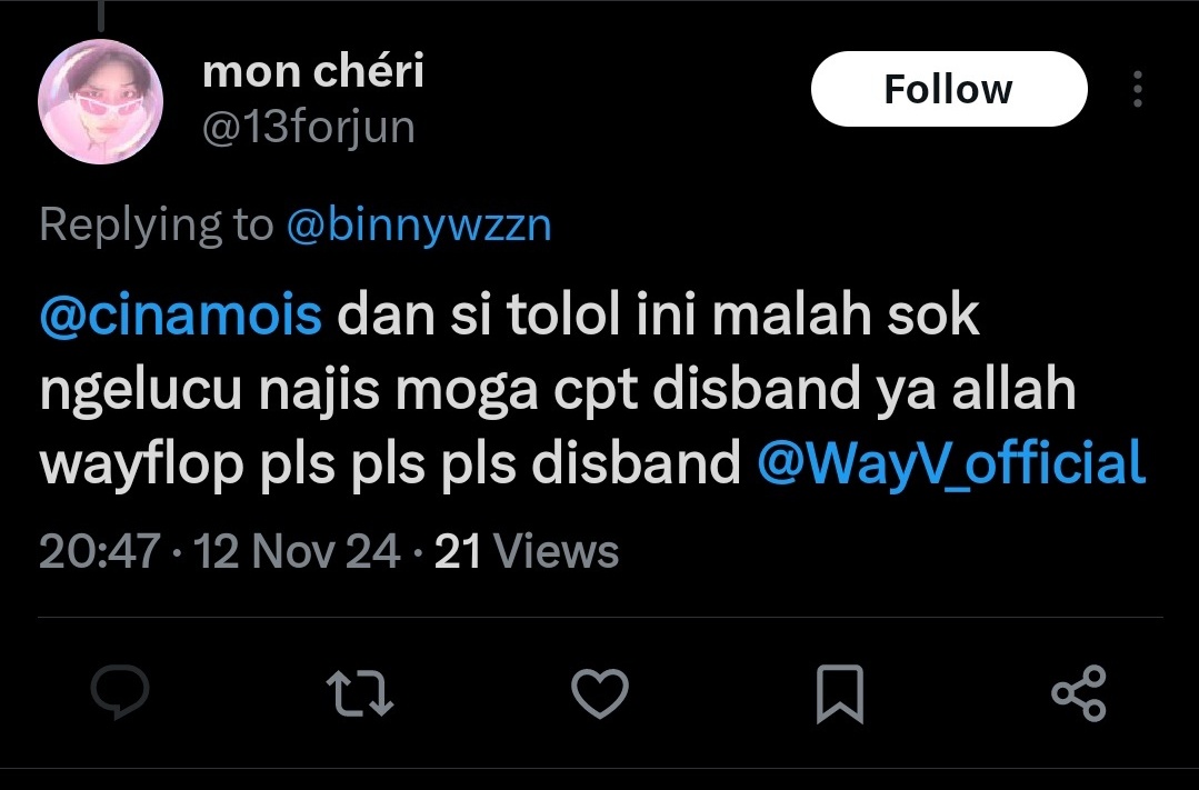 iam_peachyyy's tweet photo. See? Malah segala nyeret idol lain yg ga ada korelasinya samsekㅠㅠ
Bener2 aneh dan jahat bgt... https://t.co/LqA22o2b58