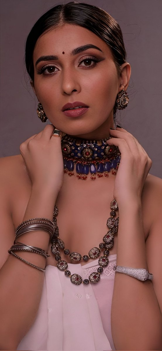 Actress_Club's tweet photo. 🎯 #RumaSharmaThread  

#Bollywood #Actress #RumaSharma
 New Look @rumasharmaa https://t.co/pVsugnn0q9