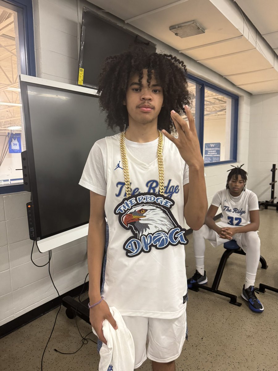 CoachCarp6's tweet image. Allyn “Goose” Milburn earns the #DPOG chain tonight, great defensive effort