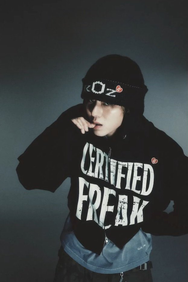 Grailz X Zico There will be three items sold: - Vintage freak zip