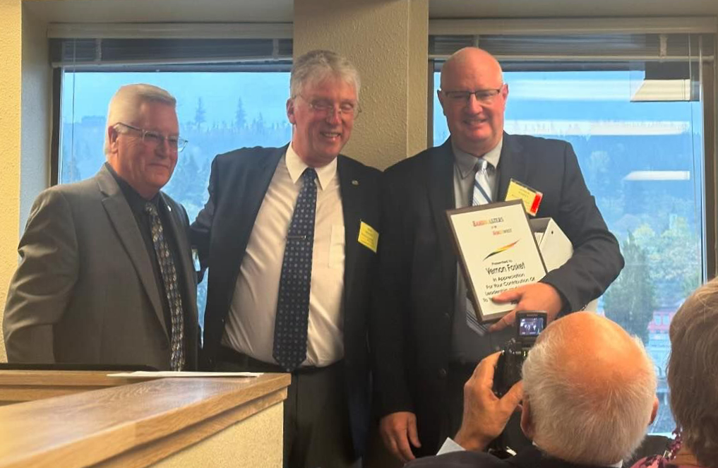 SequimGazette's tweet photo. Vern Fosket (pictured on right), who led Sequim school bands for more than three decades, received honors and induction into the Northwest Bandmasters Association at the group’s fall banquet on Oct. 27.
https://t.co/99YnkbmjK3 https://t.co/IxXmIxsX2U