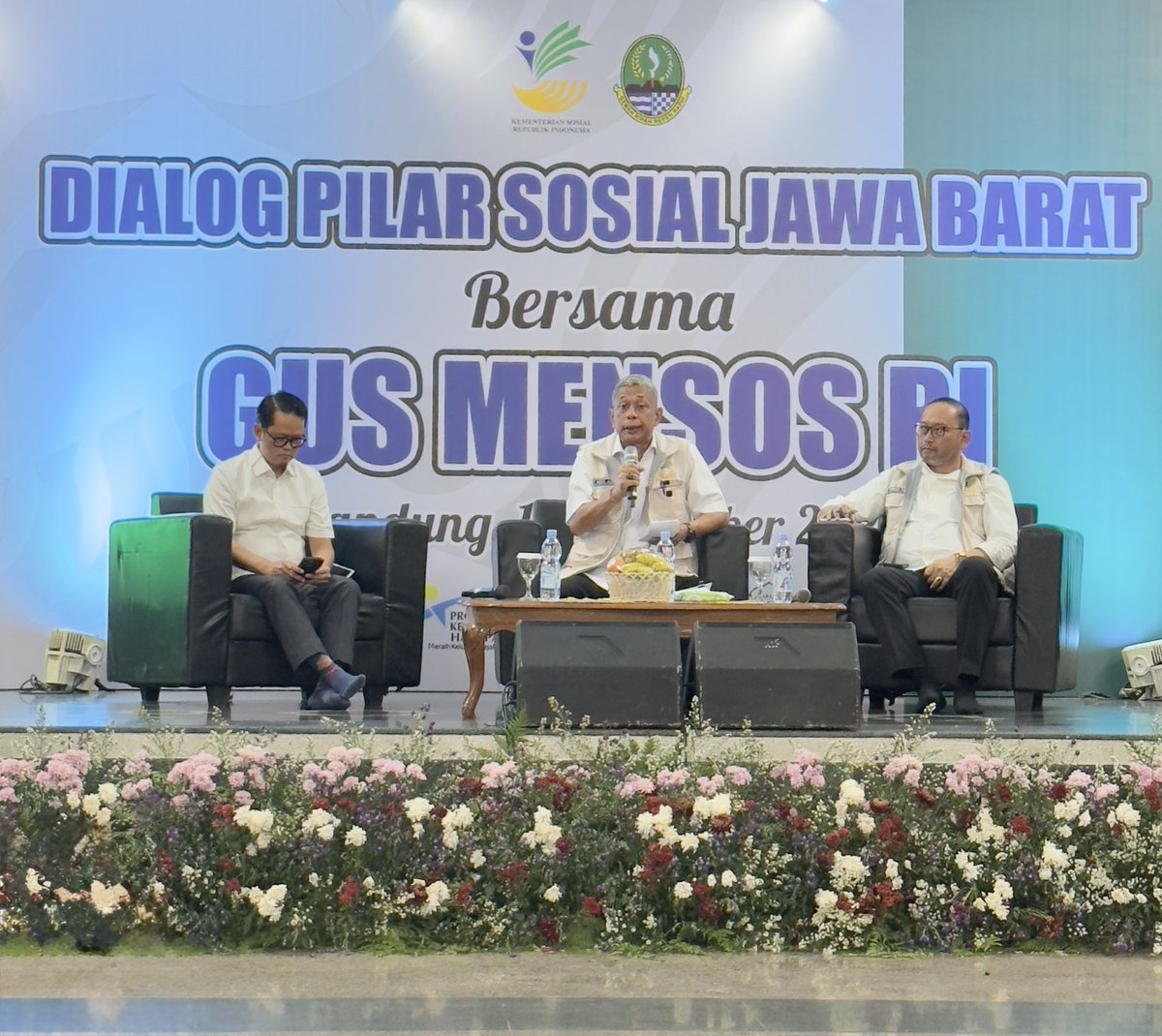 Ichan QK (@badarulung) on Twitter photo 