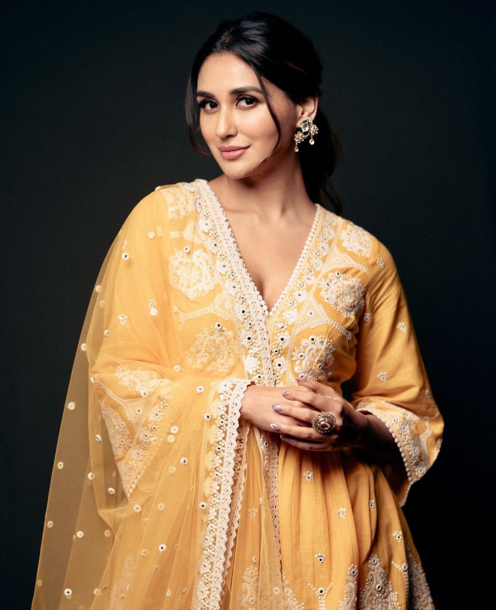 Sahithialla1's tweet photo. Wishing you the most joyous birthday! May this and every year be special, magical and unforgettable ♥️
Happy Birthday Nikita !! @nikifyinglife https://t.co/WeEMXxYx1v