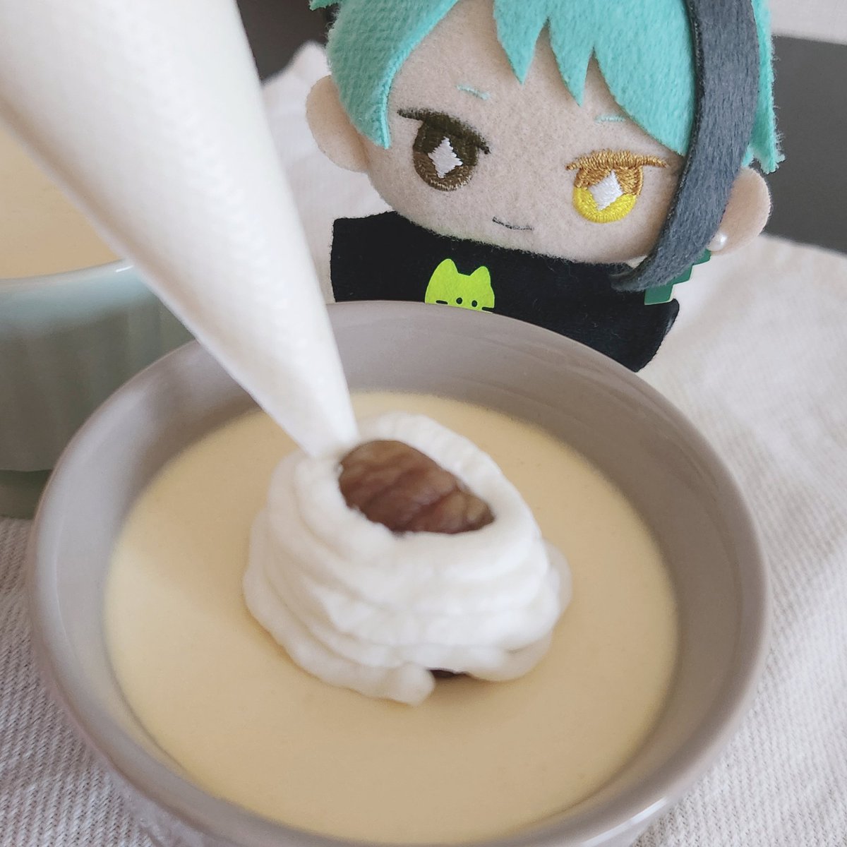 ___dama_'s tweet photo. 🌰🥢(ｽｯ)

🐬…！！ https://t.co/ISEXBW7sOM