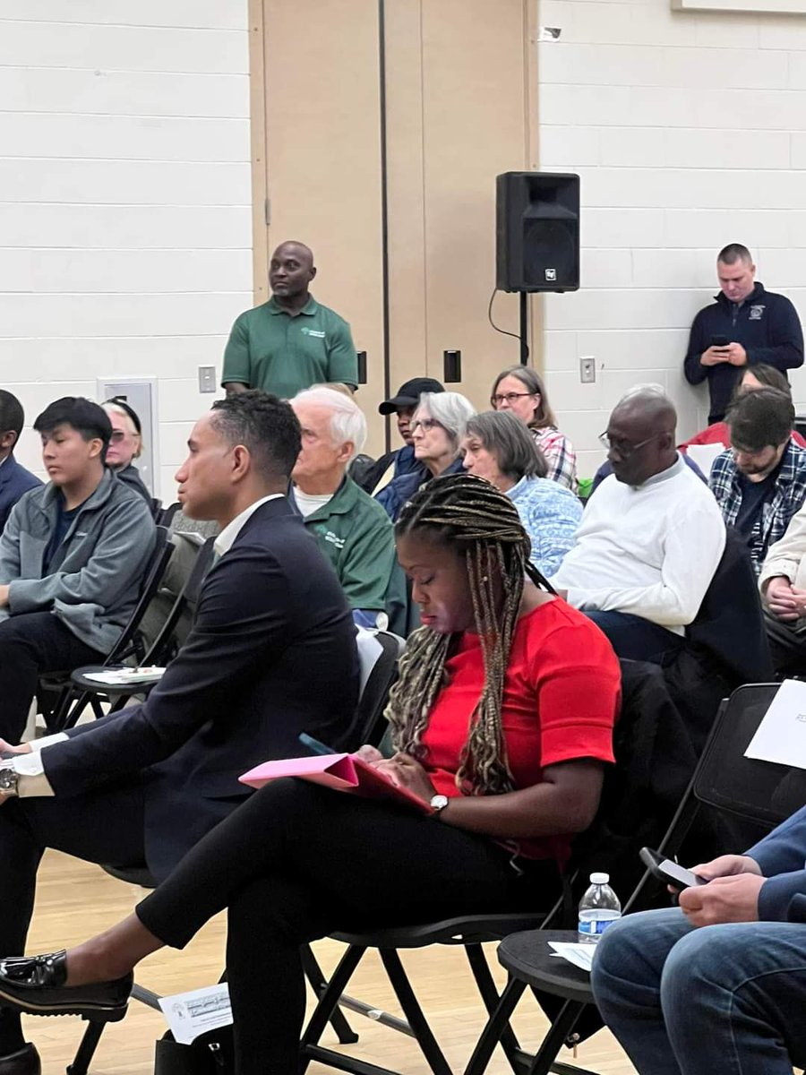 Tonight, Friends of White Oak hosted a fantastic neighborhood meeting!