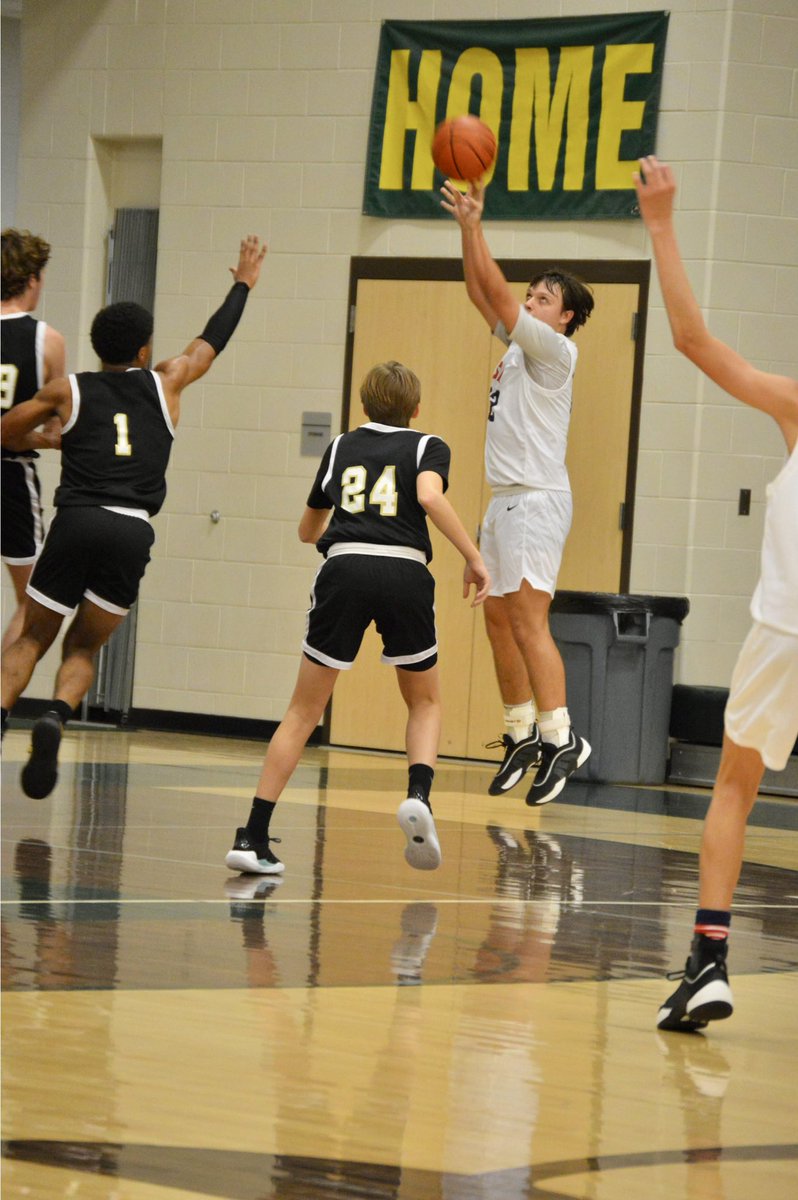 LCM Basketball tweet media