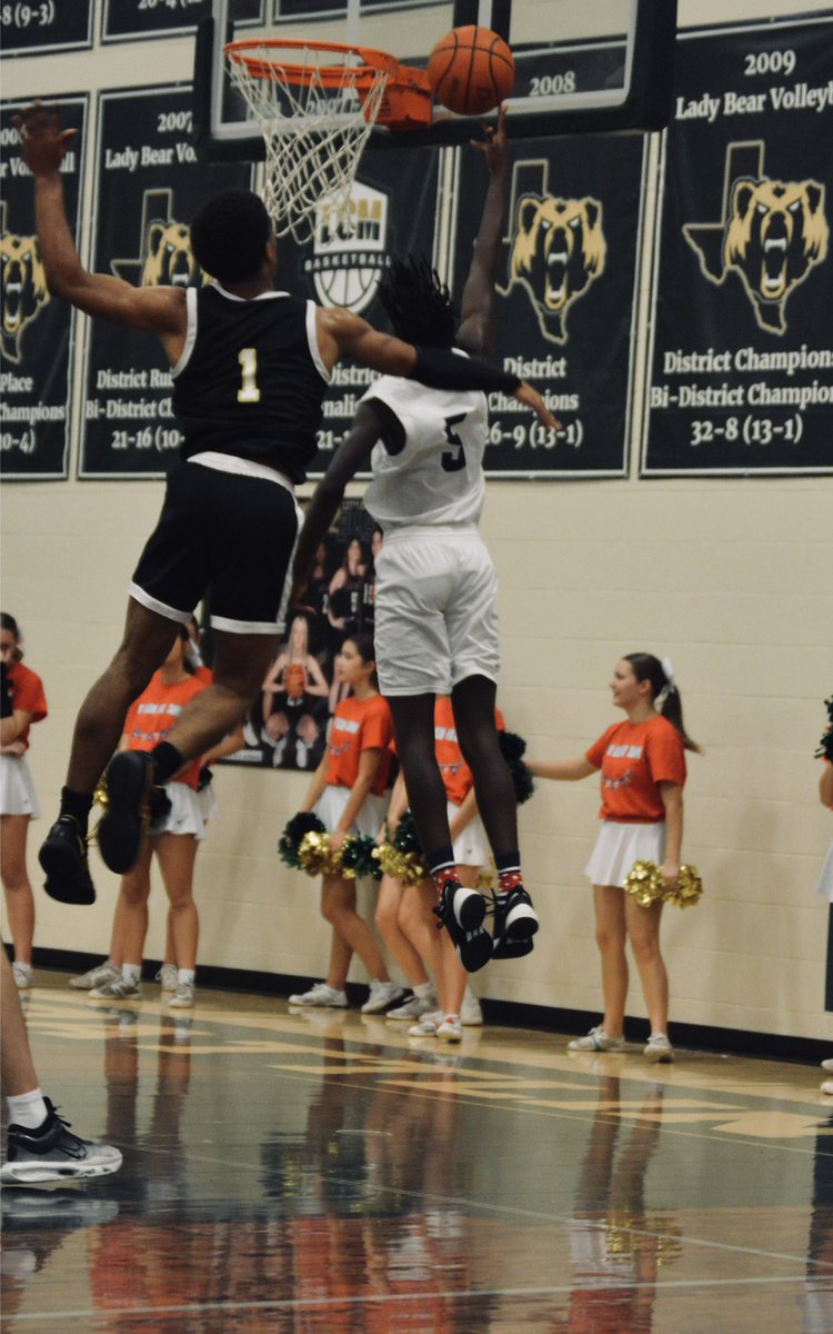 LCM Basketball tweet media