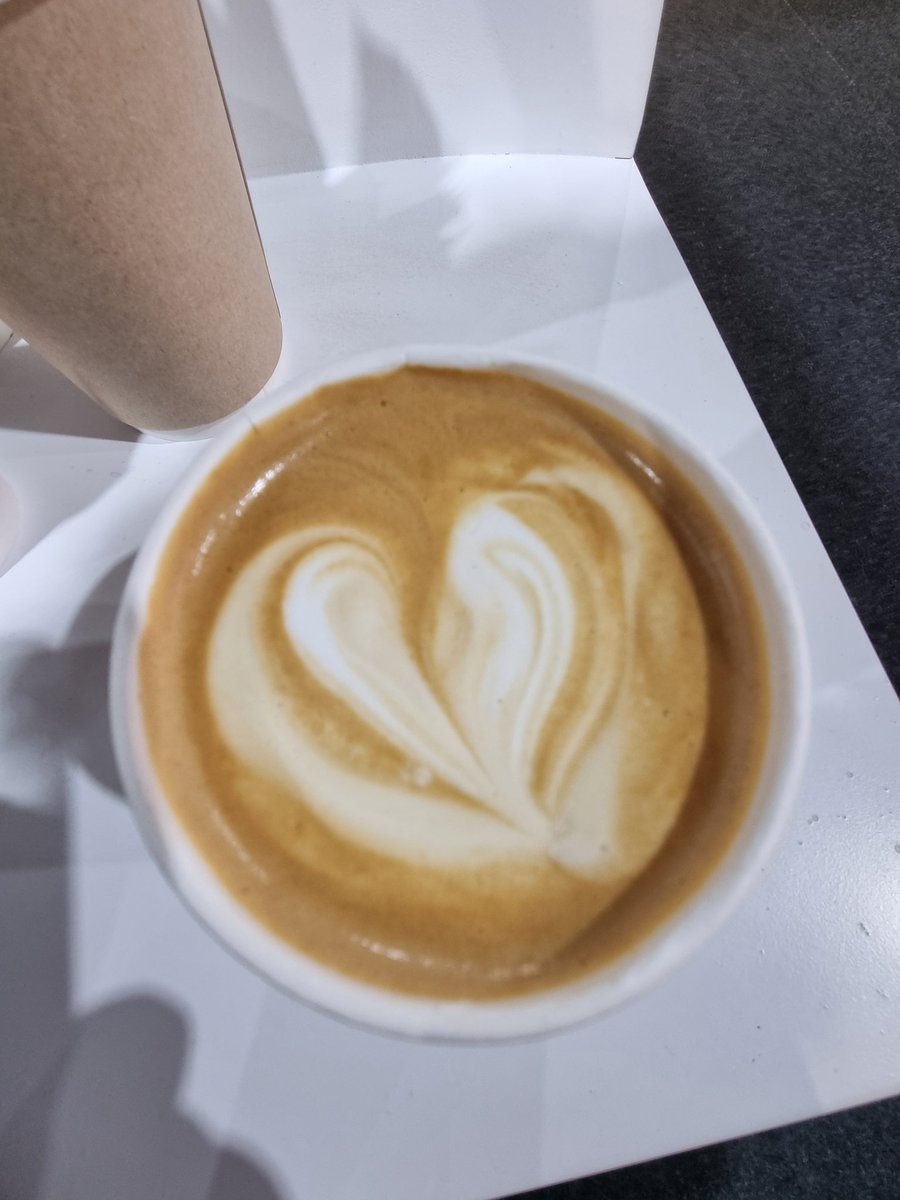 kellydent's tweet image. Portugal won our heart this morning in the coffee diplomacy world here at #COP29 #COP29Azerbaijan #COP29Baku