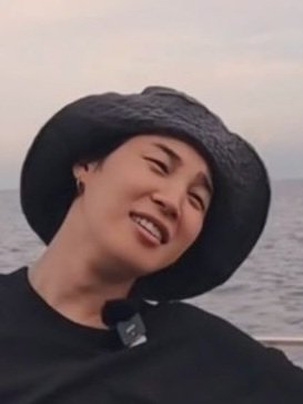 MeliG 멜리지 𝓐𝓻𝓲𝓻𝓪𝓷𝓰 tweet media