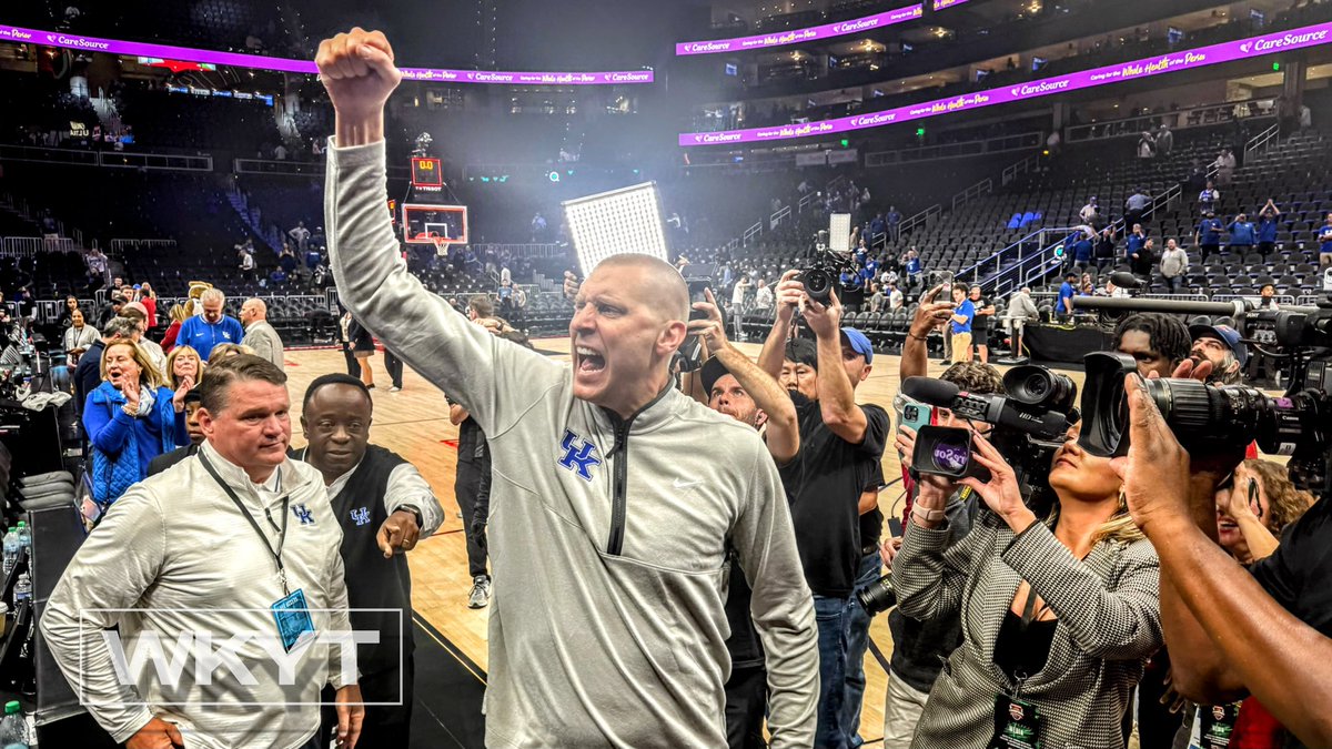 HowardWKYT's tweet photo. How are you feeling #BBN? 

📸 @brianwkyt https://t.co/f2OHHLqyL4