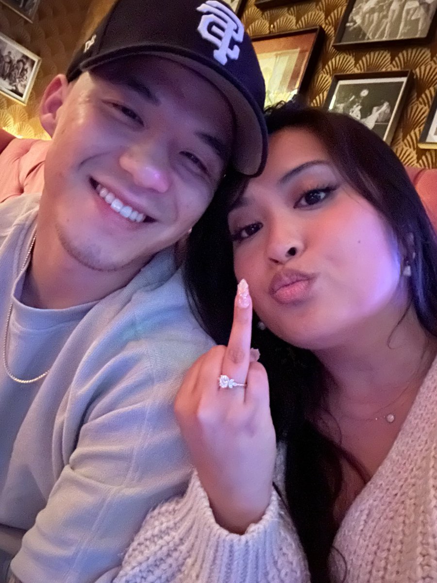 jaaazzyjaye's tweet photo. Can’t believe this man told me one MONTH into dating he was gna propose to me in 2 years. I looked at him crazy, but fast forward 2 years later and https://t.co/5PQFSvfBum