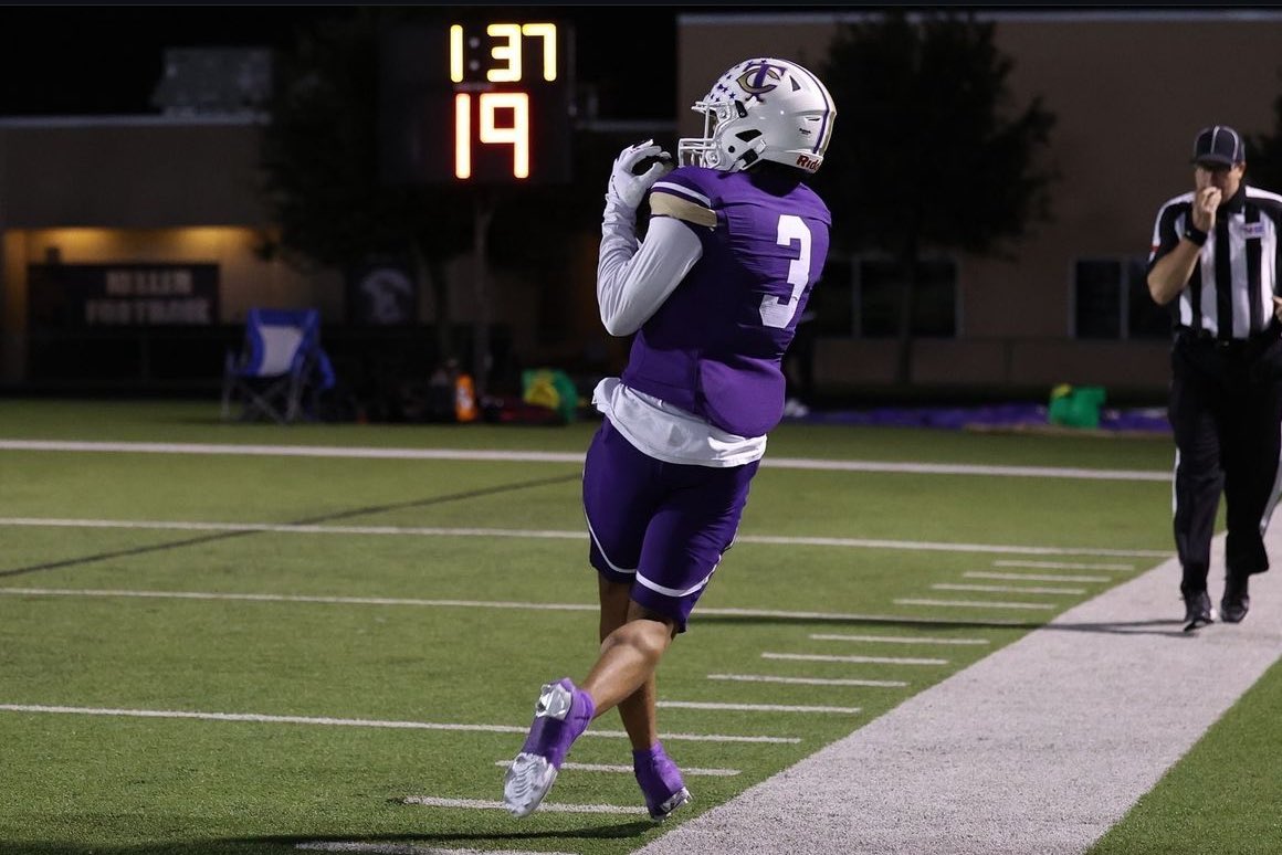 Xavier_lee17's tweet photo. Blessed to come back off a 3-week injury and finish the season strong with my brothers. So honored to build relationships with amazing football players and coaches over the years. Glad we finished with the “W”. 

Few highlights below:

@coachkaehn @CoachJHardin @DWestbrook41 @LionHearted7v7 @TCHSFootball