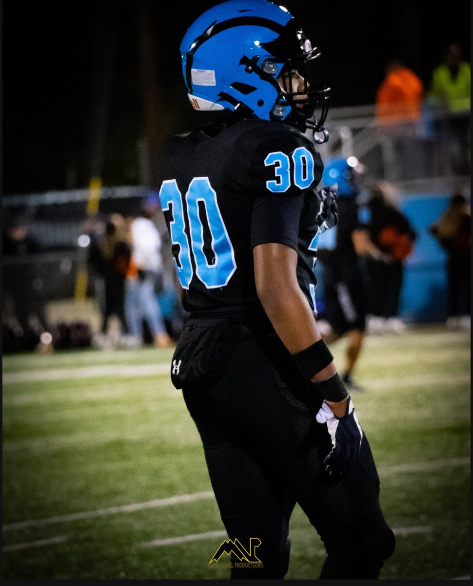 Jaydan Jones (@_justjaydan) on Twitter photo Sophomore Season film‼️
<a href="/CoachBT02/">B</a> <a href="/coachmeyer412/">Coach Meyer</a> <a href="/CoachWalk23/">Maurice Walker</a> <a href="/AthleticTraumaU/">Chris Steel Edmonds</a> <a href="/wpialsportsnews/">WPIAL Sportsmen</a> <a href="/PrepRedzonePA/">Prep Redzone Pennsylvania</a>
<a href="/210ths/">2Tenths Speed & Agility</a> <a href="/Cover3_ATH/">Cover Three Athletics</a> <a href="/Ty_Brown5/">Ty Brown</a>
hudl.com/v/2QfKzb Sophomore Season film‼️
<a href="/CoachBT02/">B</a> <a href="/coachmeyer412/">Coach Meyer</a> <a href="/CoachWalk23/">Maurice Walker</a> <a href="/AthleticTraumaU/">Chris Steel Edmonds</a> <a href="/wpialsportsnews/">WPIAL Sportsmen</a> <a href="/PrepRedzonePA/">Prep Redzone Pennsylvania</a>
<a href="/210ths/">2Tenths Speed & Agility</a> <a href="/Cover3_ATH/">Cover Three Athletics</a> <a href="/Ty_Brown5/">Ty Brown</a>
hudl.com/v/2QfKzb