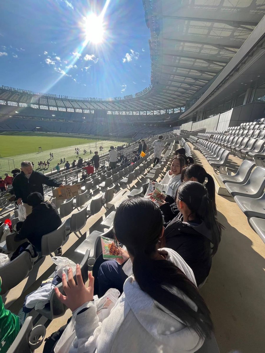 ENIJE's tweet photo. X

Enije チャリティーフットサル大会in味スタ！2024、快晴でした！きもちよく汗をかいて小腹がすいて、ミツカンさんご提供のFibeeむぎゅっとワッフルをみんなでいただきました！うまー！ https://t.co/ptIRJI7yLu