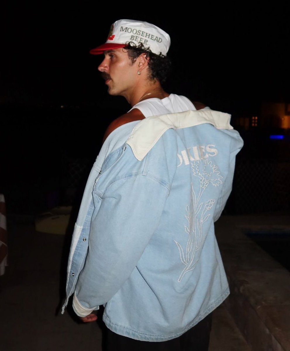 𝙅𝘼𝙔. tweet media