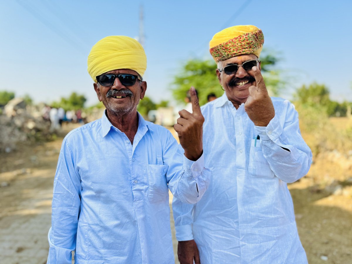 JambhSarMedia's tweet photo. मेरा मत मेरा अधिकार
खीवसर विधानसभा उपचुनाव में वोटर में इस चुनाव को लेकर बहुत उत्साह देखने को मिल रहा है
#Khimsar #elaction https://t.co/1Cnw3WMgUz