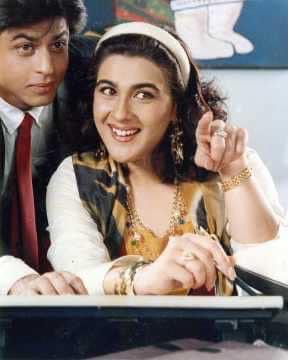 BollyMemories's tweet photo. #32YearsOfRajuBanGayaGentleman 13Nov1992
Tu Mere Saath Saath 
#ShahRukhKhan #JuhiChawla #NanaPatekar #AmritaSingh

#JatinLalit
#DevKohli #MahendraDehlvi

#GPSippy #VivekVaswani
#AzizMirza

#HappyBirthdayJuhiChawla https://t.co/eUyZbePNwX