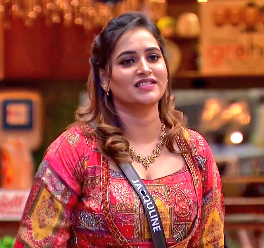 Whom do you support?

#Varshini- Like ❤️ 
#Jacquline- Retweet 🔄 

#BiggBossTamil8 #BiggBossTamil
#BiggBoss8Tamil #BiggBoss #BiggBossSeason8Tamil #BiggBossTamilSeason8 #Jacqueline