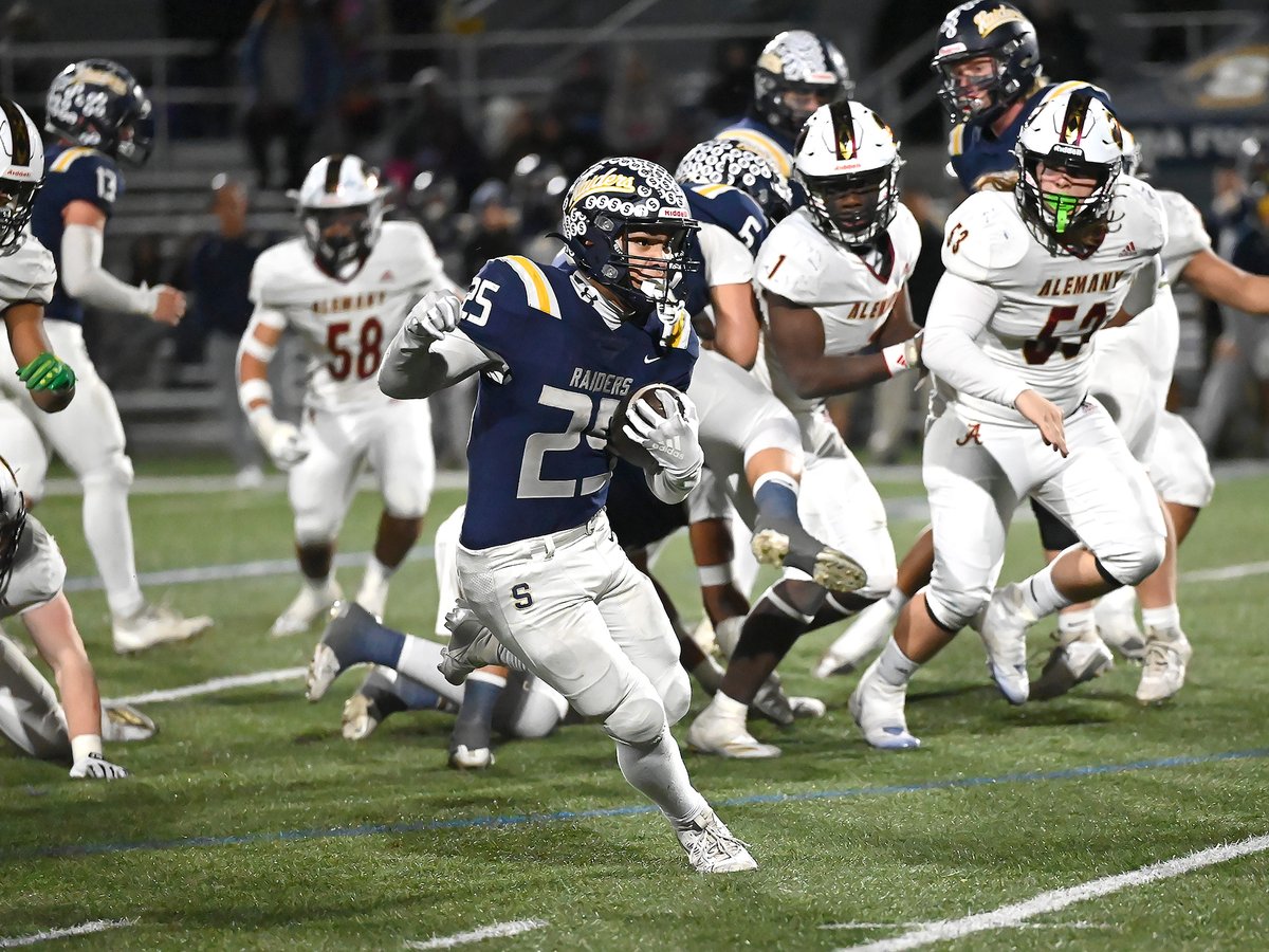 arnold_leos's tweet photo. @antabad13 @ocregister @SteveFryer @ocvarsity @ocvarsityguy @sohsathletics @SonoraRaidersFB @sonoraraiders @OCHSSports @DavidDelgado_OC @fjuhsd @JRRecruiting https://t.co/6Ms2irRpQX