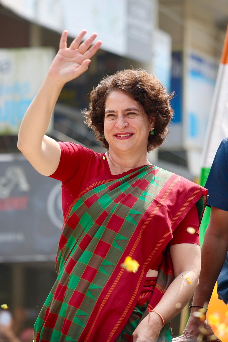SunkaraPadmasri's tweet photo. #ParliamentAwaitsPriyanka ji ❤️
#IndiraIsBack 
#VoteForCongress 🙏

@INCIndia @priyankagandhi @RahulGandhi https://t.co/sbDdGY77QF