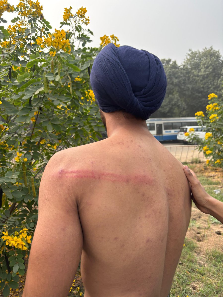 sath_org's tweet photo. Students of Sath and other Orgs protesting against centralisation of Panjab University has been brutally beaten and lathicharged by Chandigarh Police. https://t.co/BkB9cUxGKm