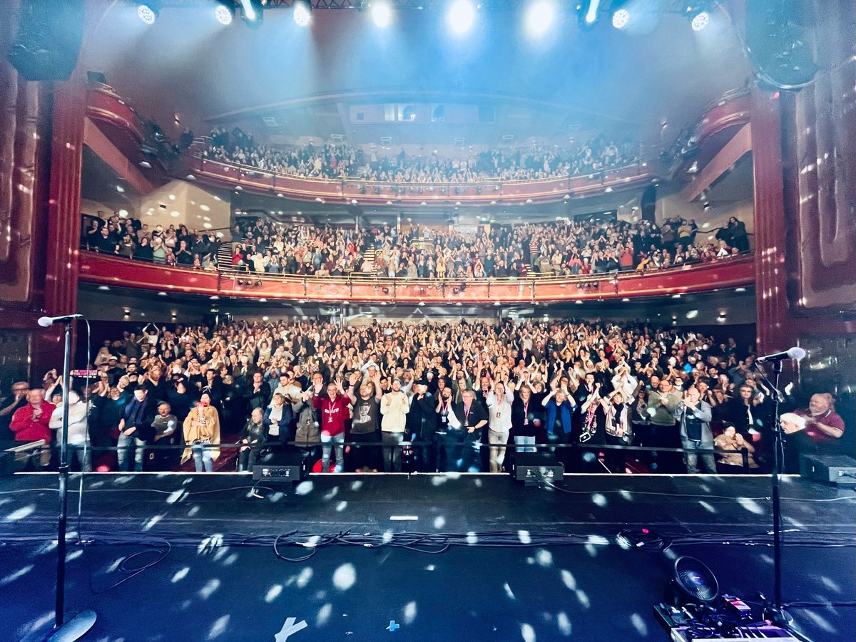 The Australian Pink Floyd Show tweet media