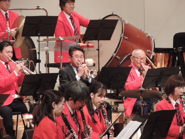 １１月１０日に一宮市民会館で第46回一宮市消防音楽隊定期演奏会を開催しました😊
消防音楽隊の定期演奏会は市民の皆様に芸術の秋にふさわしいひとときをお楽しみいただくとともに、火災予防の啓発をすることができました😊
多くの方にご来場いただきまして、ありがとうございました🙌