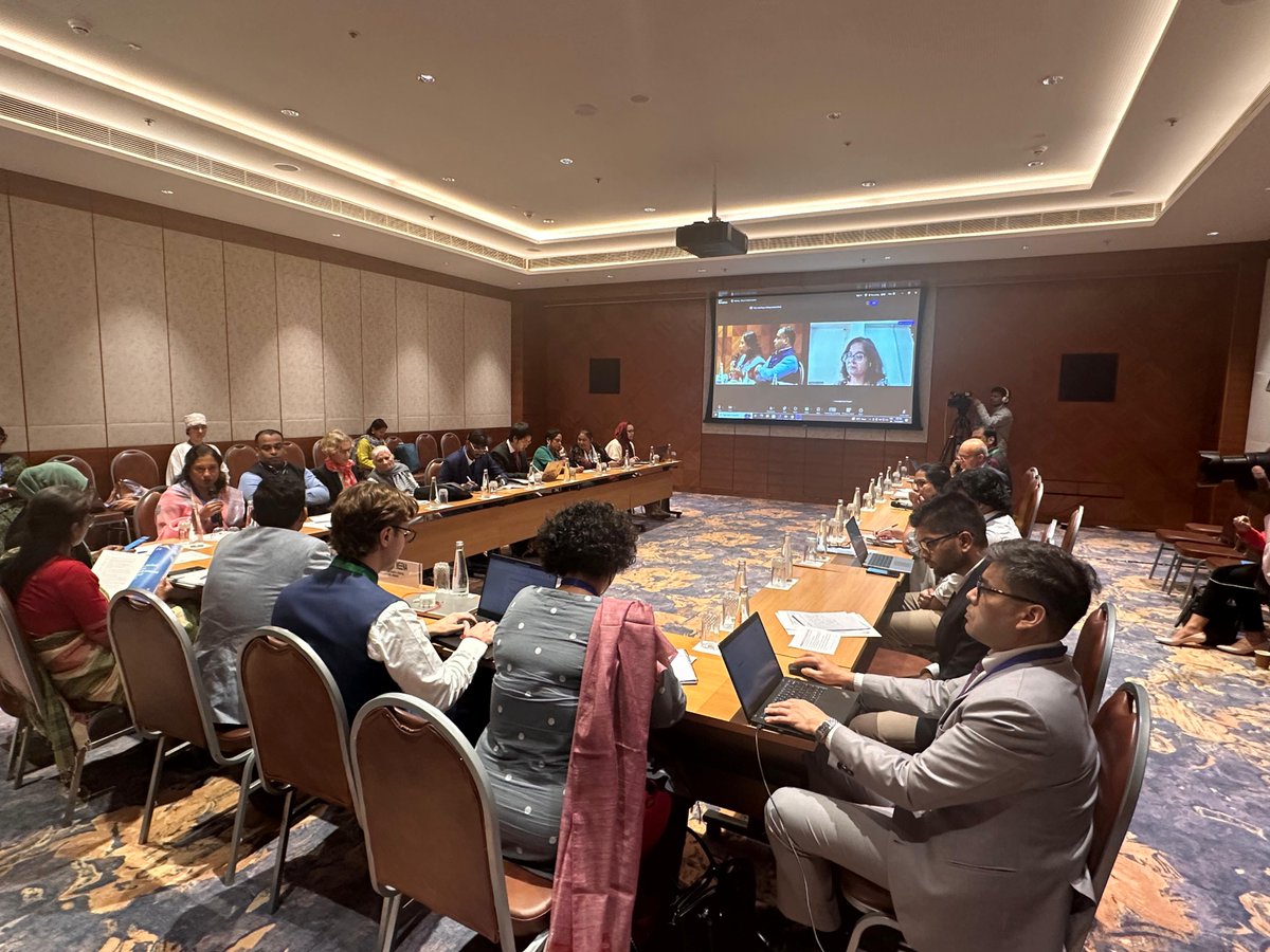 📢 SDG 3: Towards Resilience 🌱 

Cross-sector solutions, from tobacco regulation to telemedicine, are essential. Participants in group sessions stressed data-driven policies, collaborative financing, and emergency preparedness to secure a healthy future. #SDG3

#SDGForumSSWA8