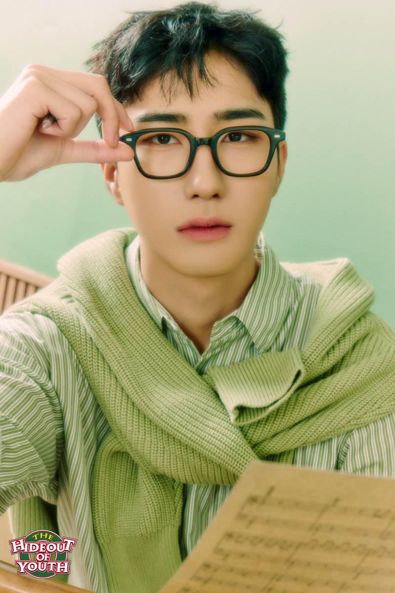 [#ONEWE]

원위(ONEWE) 2025
SEASON’S GREETINGS
[THE HIDEOUT OF YOUTH]

📚 CONCEPT PHOTO 📚

▫ YONG HOON ▫
▫ KANG HYUN ▫
▫ HA RIN ▫

#원위 #시즌그리팅
#용훈 #YONGHOON
#강현 #KANGHYUN
#하린 #HARIN
#THE_HIDEOUT_OF_YOUTH