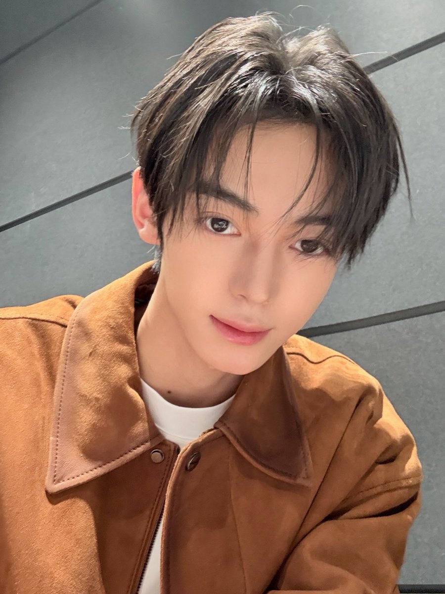 Hanjin pics hiatus tweet media