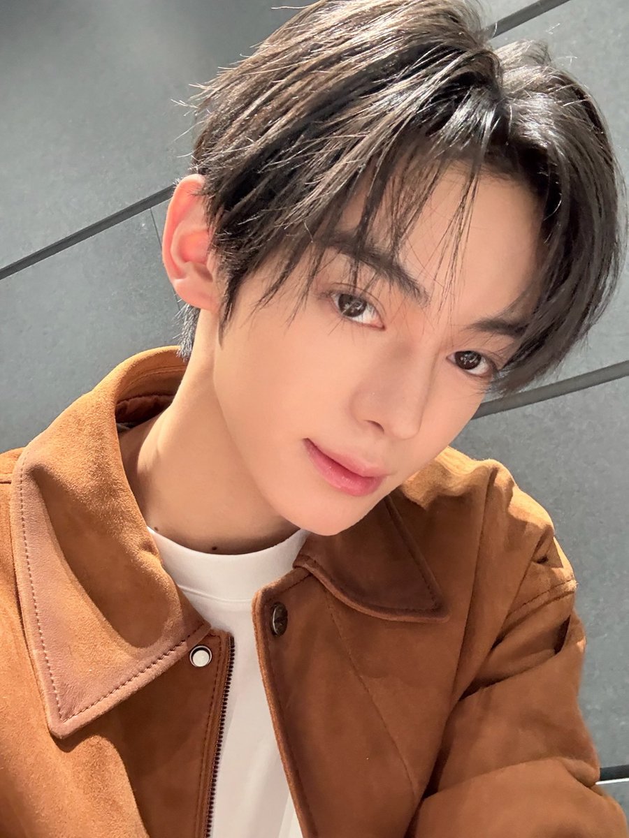 Hanjin pics hiatus tweet media