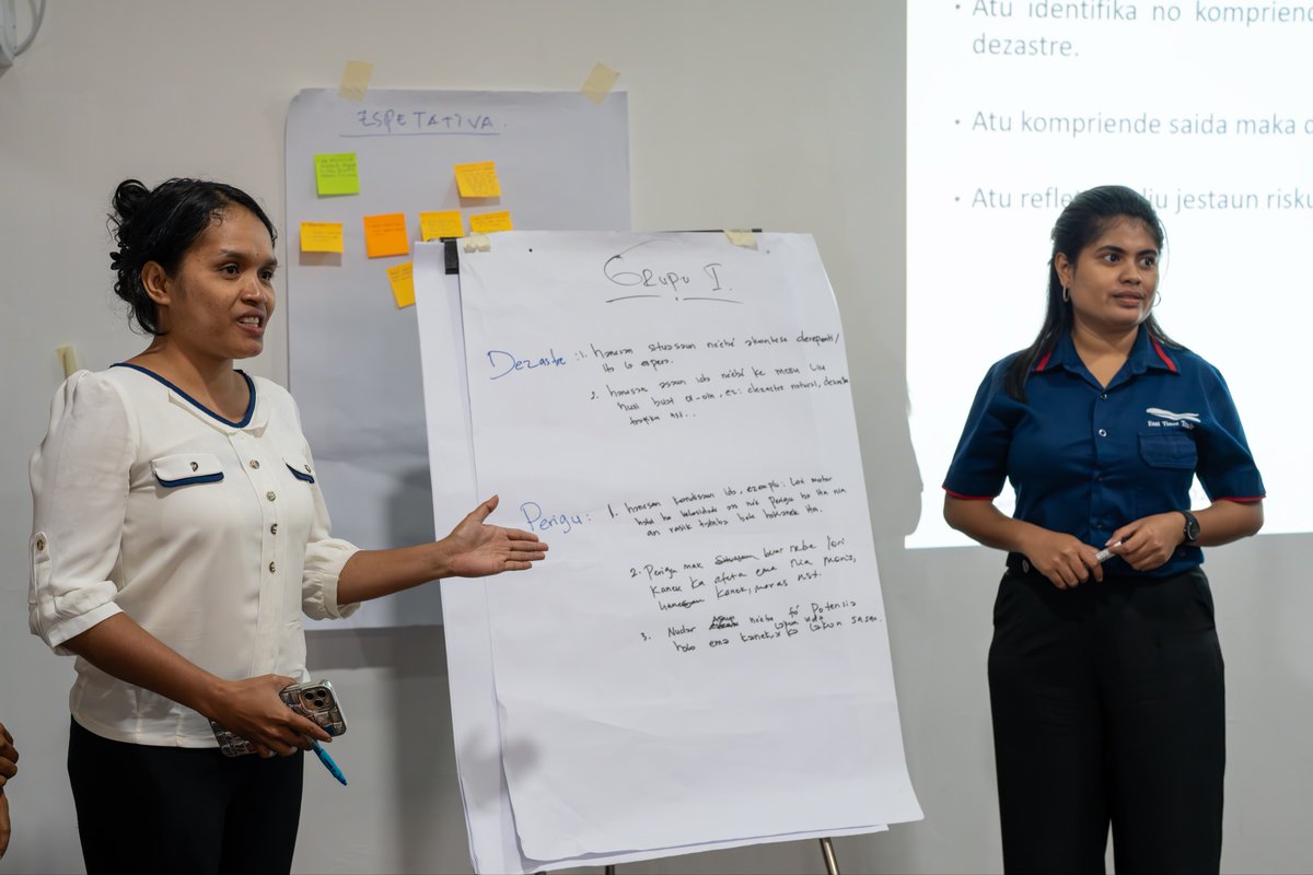 IOMtimor_leste's tweet photo. IOM, with support from the Embassy of Japan, is delivering a Community-Based Disaster Risk Management training for local businesses in Dili, helping them integrate disaster risk strategies into their operations to improve preparedness and recovery efforts in their communities. https://t.co/z7sloYQdfq