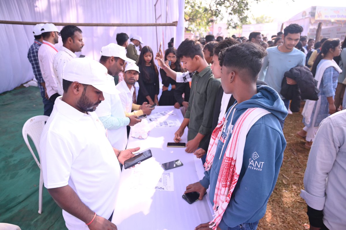 Mera Yuva Bharat - MY Bharat (@mybharatgov) on Twitter photo рдпреБрд╡рд╛ рд╕реНрд╡рдпрдВрд╕реЗрд╡рдХ MY Bharat рдкреНрд▓реЗрдЯрдлреЙрд░реНрдо рдкрд░ рдкрдВрдЬреАрдХрд░рдг рдХрд░ рдЕрдкрдиреА рд╡реНрдпрдХреНрддрд┐рдЧрдд рдкреНрд░рдЧрддрд┐ рдФрд░ рд░рд╛рд╖реНрдЯреНрд░ рдирд┐рд░реНрдорд╛рдг рдХреА рдУрд░ рдкрд╣рд▓рд╛ рдХрджрдо рдмрдврд╝рд╛ рд░рд╣реЗ рд╣реИрдВред
рдЖрдЗрдП, рдЙрдирдХреЗ рд╕рд╛рде рдЬреБрдбрд╝реЗрдВтАФрдЖрдЬ рд╣реА рдкрдВрдЬреАрдХрд░рдг рдХрд░реЗрдВ: mybharat.gov.in
#MYBharat #рдорд╛рдЯреА_рдХреЗ_рд╡реАрд░ <a href="/mansukhmandviya/">Dr Mansukh Mandaviya</a> <a href="/khadseraksha/">Raksha Khadse</a> <a href="/YASMinistry/">YAS Ministry</a> <a href="/_NSSIndia/">NSS India</a> рдпреБрд╡рд╛ рд╕реНрд╡рдпрдВрд╕реЗрд╡рдХ MY Bharat рдкреНрд▓реЗрдЯрдлреЙрд░реНрдо рдкрд░ рдкрдВрдЬреАрдХрд░рдг рдХрд░ рдЕрдкрдиреА рд╡реНрдпрдХреНрддрд┐рдЧрдд рдкреНрд░рдЧрддрд┐ рдФрд░ рд░рд╛рд╖реНрдЯреНрд░ рдирд┐рд░реНрдорд╛рдг рдХреА рдУрд░ рдкрд╣рд▓рд╛ рдХрджрдо рдмрдврд╝рд╛ рд░рд╣реЗ рд╣реИрдВред
рдЖрдЗрдП, рдЙрдирдХреЗ рд╕рд╛рде рдЬреБрдбрд╝реЗрдВтАФрдЖрдЬ рд╣реА рдкрдВрдЬреАрдХрд░рдг рдХрд░реЗрдВ: mybharat.gov.in
#MYBharat #рдорд╛рдЯреА_рдХреЗ_рд╡реАрд░ <a href="/mansukhmandviya/">Dr Mansukh Mandaviya</a> <a href="/khadseraksha/">Raksha Khadse</a> <a href="/YASMinistry/">YAS Ministry</a> <a href="/_NSSIndia/">NSS India</a>