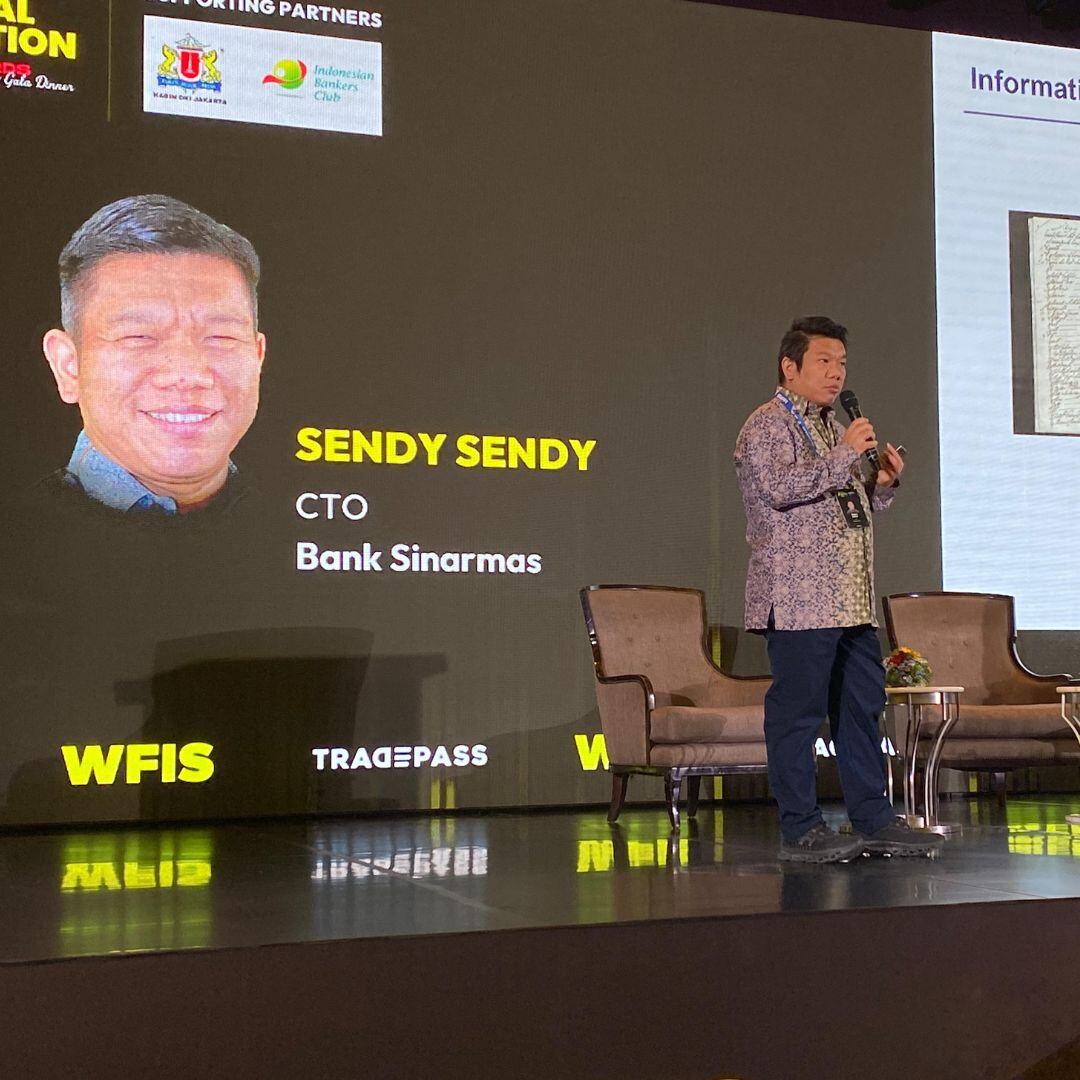 Tradepassglobal's tweet image. With extensive experience in #TechnologicalInnovation, Sendy Sendy, CTO, Bank Sinarmas shared his valuable understanding of the evolving role of technology in #Banking and #DigitalRevolution!

#WFISindonesia #WFIS2024 #FinTech #Indonesia #Asia #ASEAN