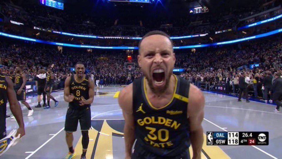 DrGuru_'s tweet photo. Steph Curry’s last two games: 

- Destroyed Shai Gilgeous-Alexander and the OKC Thunder 

- Destroyed Luka Doncic and the Dallas Mavs 

STILL the best PG in the NBA at nearly 40 years old 🤯 https://t.co/EL0rYkwknU
