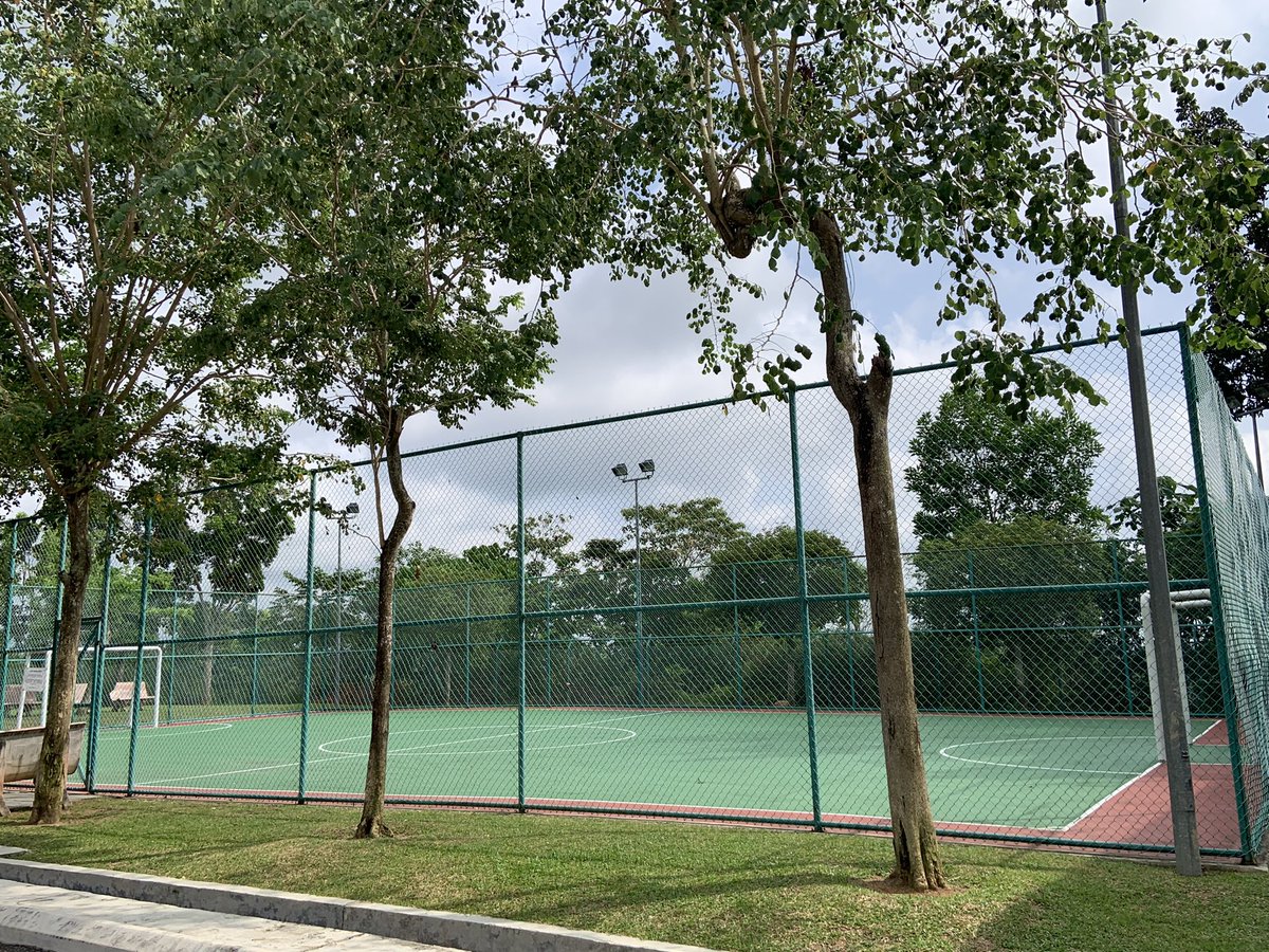 zeezyty's tweet photo. NURUL IZZATI BINTI RADZALI 
2024792471

FACILITIES FOR STUDENTS IN UITM ALOR GAJAH- ‘Is it important for higher-ups to provide sport facilities for each college?’

#MMC1102B 
#COM201 
#MASSCOMM
#UitmDihatiku
#studentlife https://t.co/PMBZNON0ZS