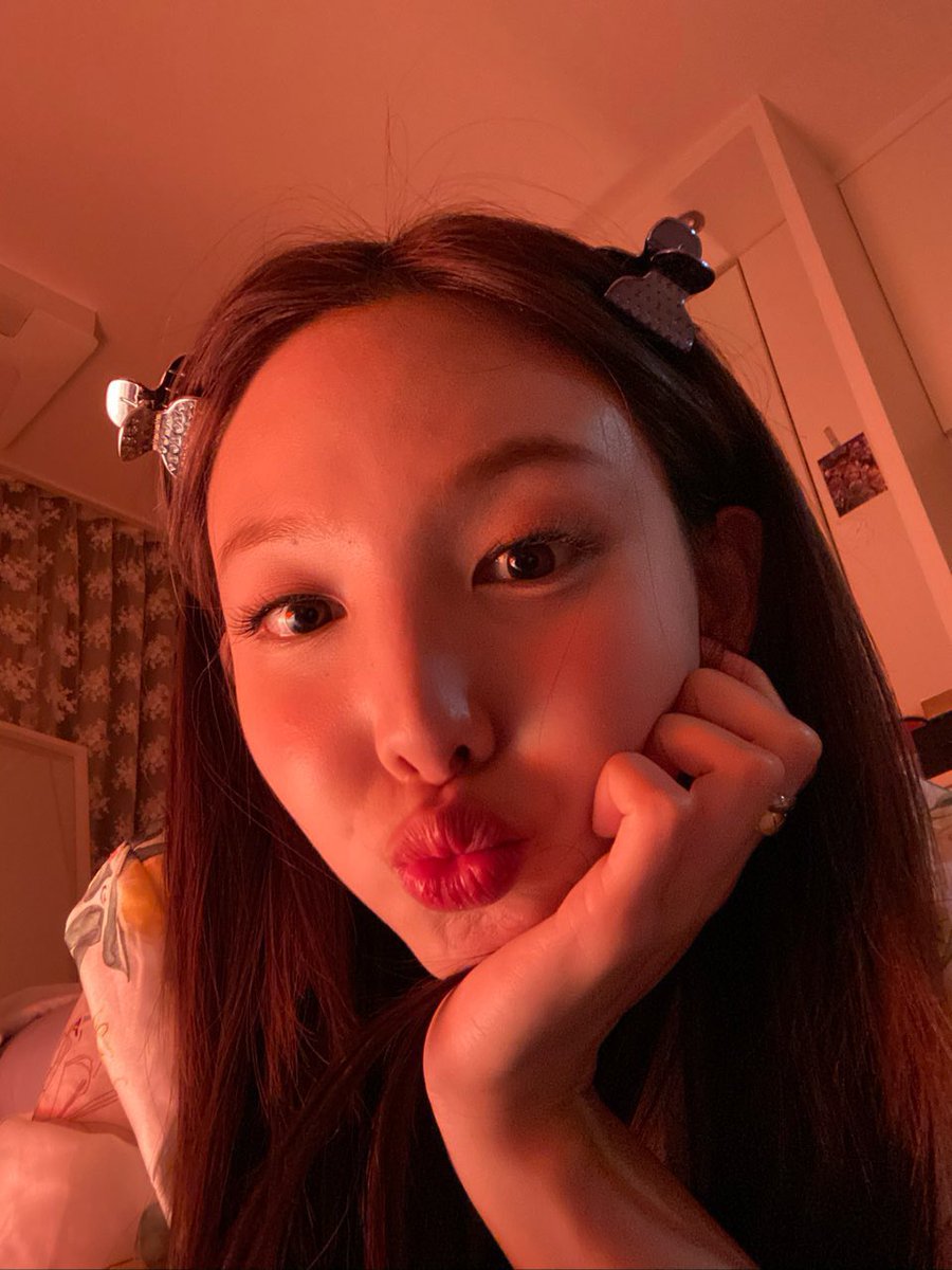 ⋆˚࿔ ⚘. (@llouzzyx) on Twitter photo 