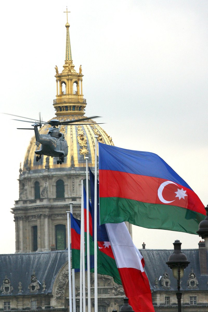 Conflit dans le Haut-Karabakh, manifestations en Nouvelle-Calédonie, graffeur français incarcéré à Bakou… D'où viennent les tensions entre la France et l'Azerbaïdjan, qui accueille la #COP29 ? ➡️ l.franceinter.fr/rxb

<a href="/aljumet/">Anne-Laure Jumet</a> fait le tour de la question dans #Le1820Inter.