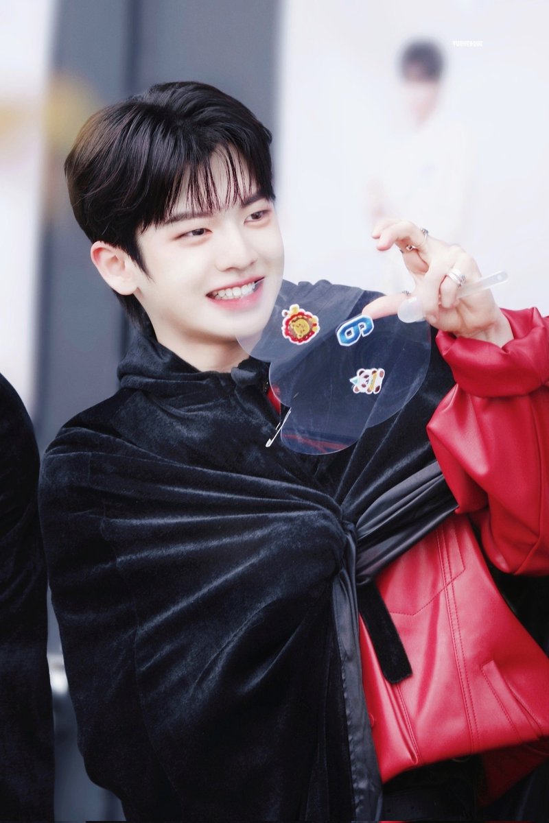turnedque's tweet photo. 241013
❣️🖤
#이다을 #LEEDAEUL
#스타라이트보이즈 #StarlightBoys https://t.co/S5iFGxHeBl
