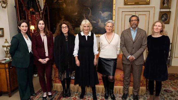 Delcroixx's tweet image. La Britannique #SamanthaHarvey, lauréate du #BookerPrize2024 lefigaro.fr/culture/la-bri… via @Figaro_Culture