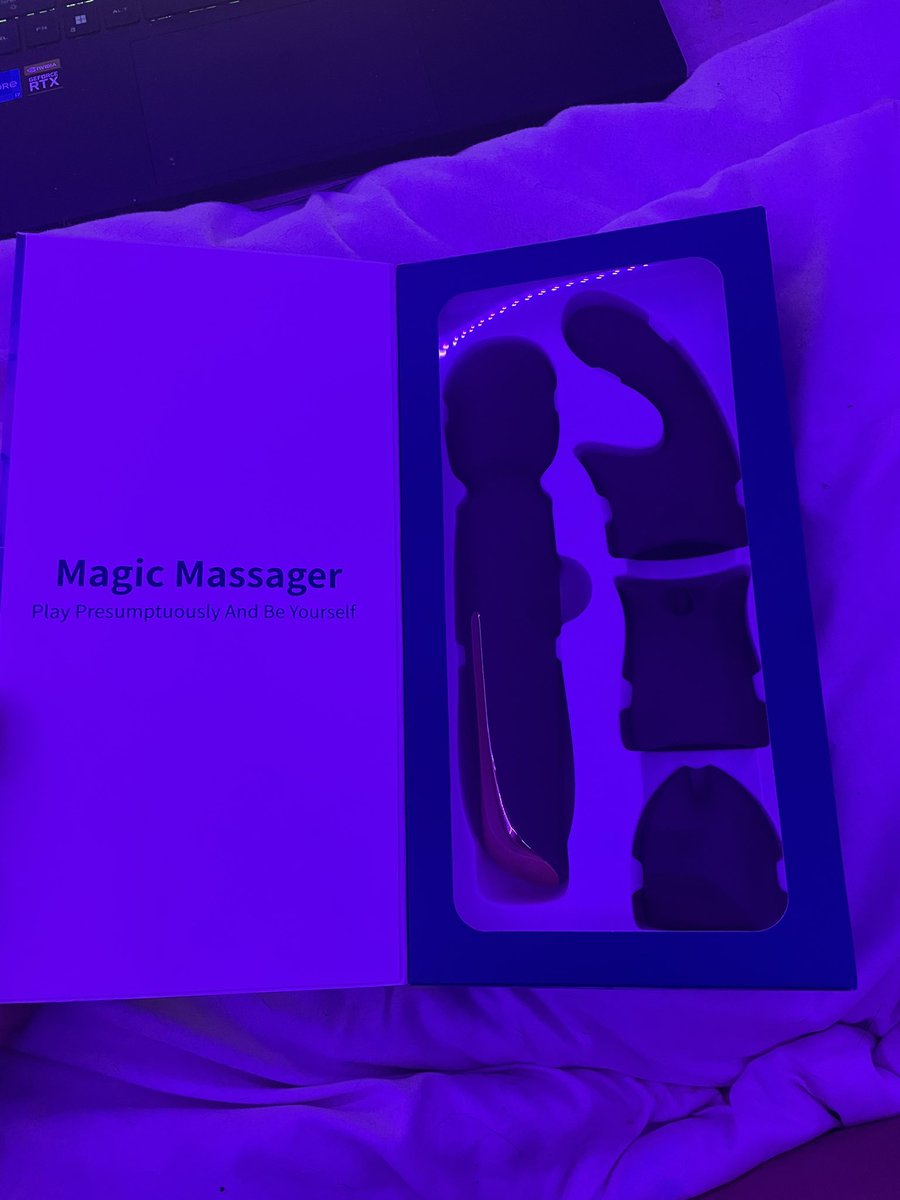 NikkiFuckinSosa's tweet photo. Thank you so much @erocomesextoys for this beautiful toy, I cannot wait to put this beauty to work😈 https://t.co/EeqyoH0iQV