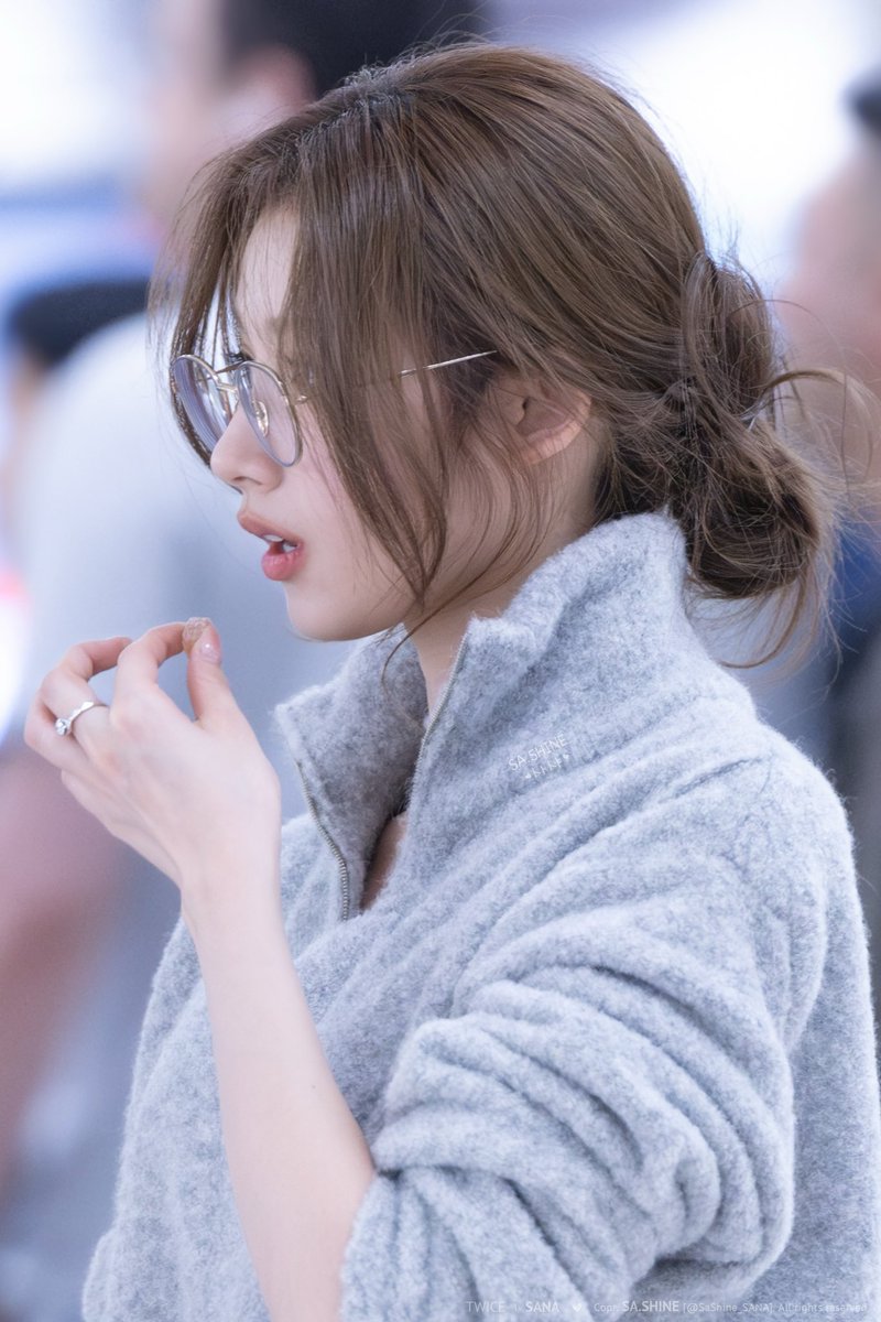 SaShine_SANA's tweet photo. 241112 HND
#트와이스 #사나 #TWICE #SANA #サナ https://t.co/mxKS8yJ1ua