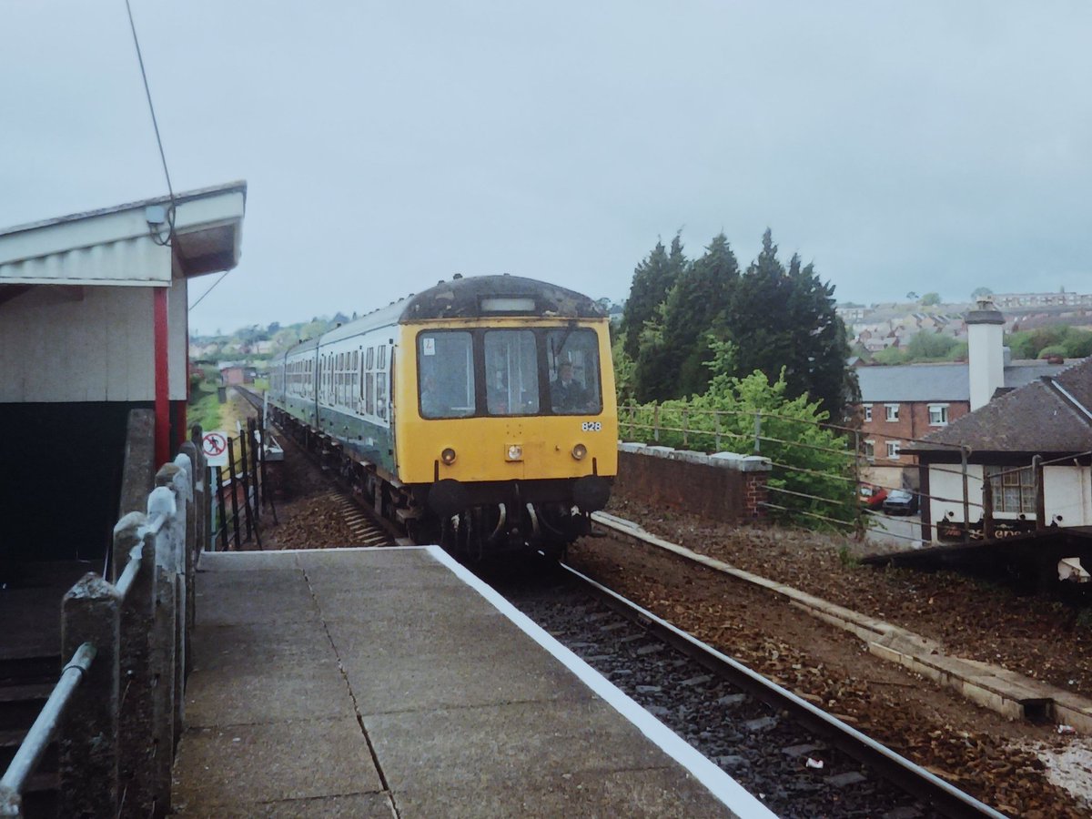 Invermuir's tweet image. A Derby lightweight set calls at Polsloe Bridge in 1992 on an Exeter-Exmouth service #tmrguk #class108 #DMU